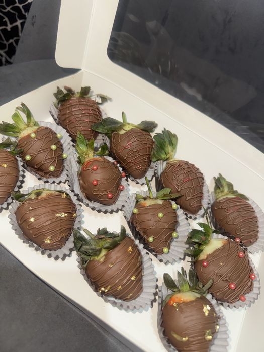 клубника в шоколаде