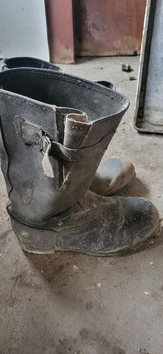 Продаётся армейские сапоги