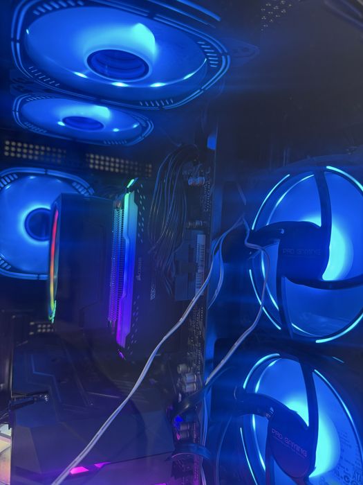 PC Gaming Puternic Ryzen 7 / GTX 1660 Ti / 16GB RGB 3600MHz