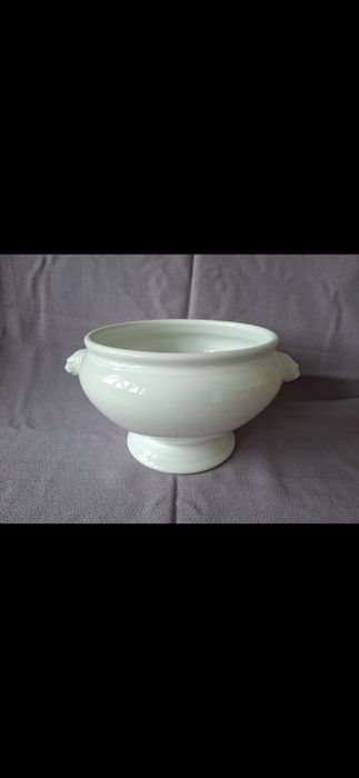 Соусник времён войны.