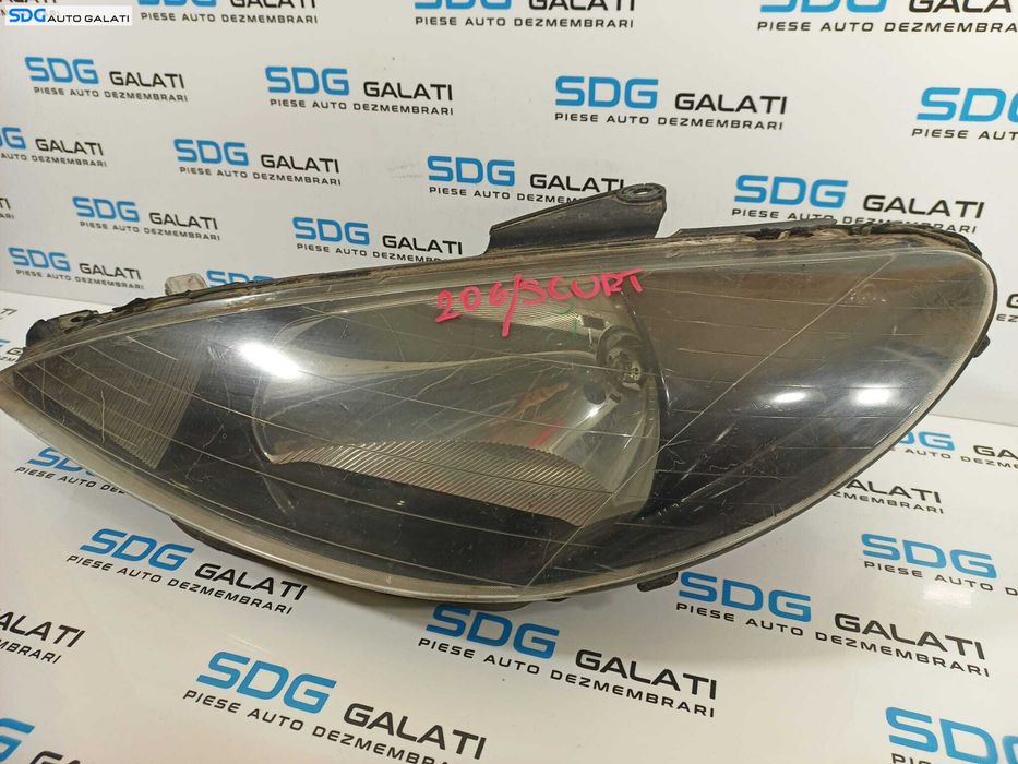 Far Stanga EUROPA Peugeot 206 1998 - 2010 Cod 9640559580 89003132 [L2184]