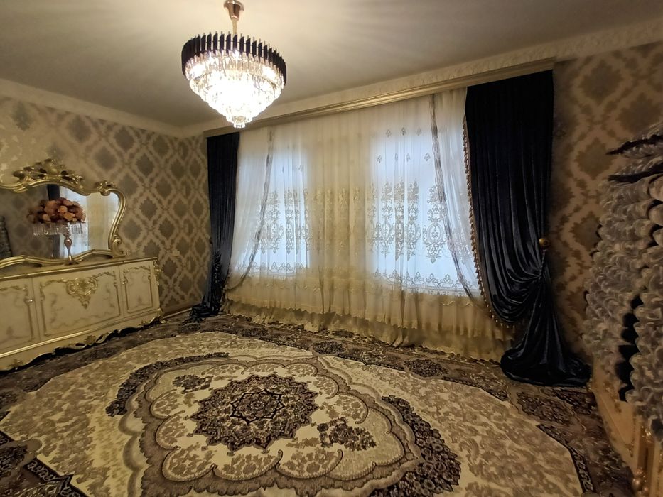 Srochna Hovli sotiladi Oltintepa meblnida fayzli honadonimiz sotuvda