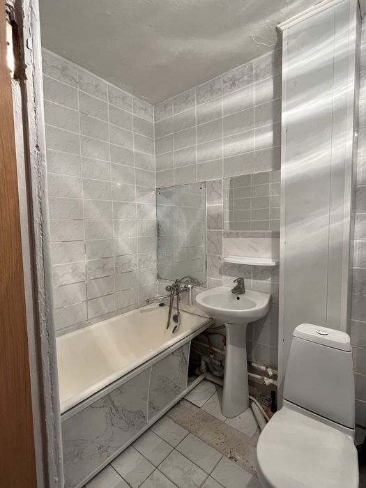 Сдам квартиру двухкомнатную