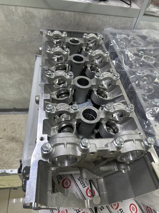 Продам головка 402 уаз 406 газель 409 газ 4216 и ивотек