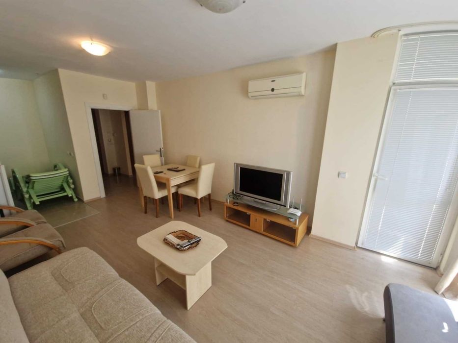 Продава се Двустаен апартамент в к.к. Слънчев бряг - 65 кв.м за 924 €/кв.м - Снимка #3