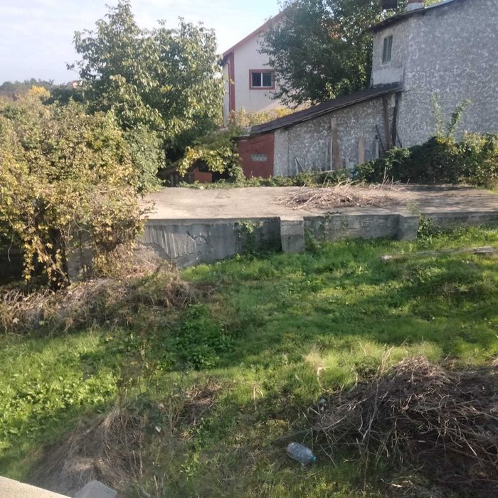 VAND PROPRIETATE Slatioare, Babana. La 14 km de Pitesti.