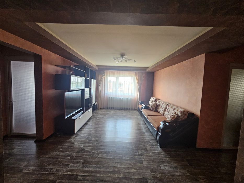 Apartament 4 camere