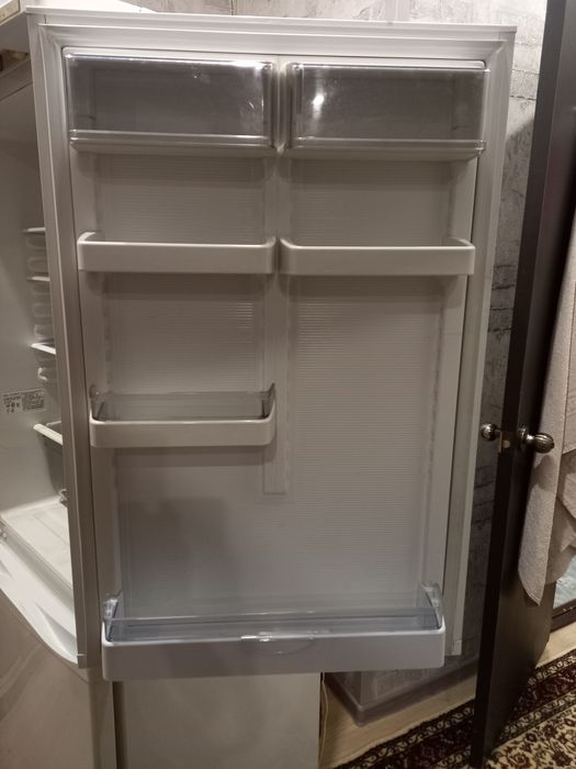 Продам холодильник б/у