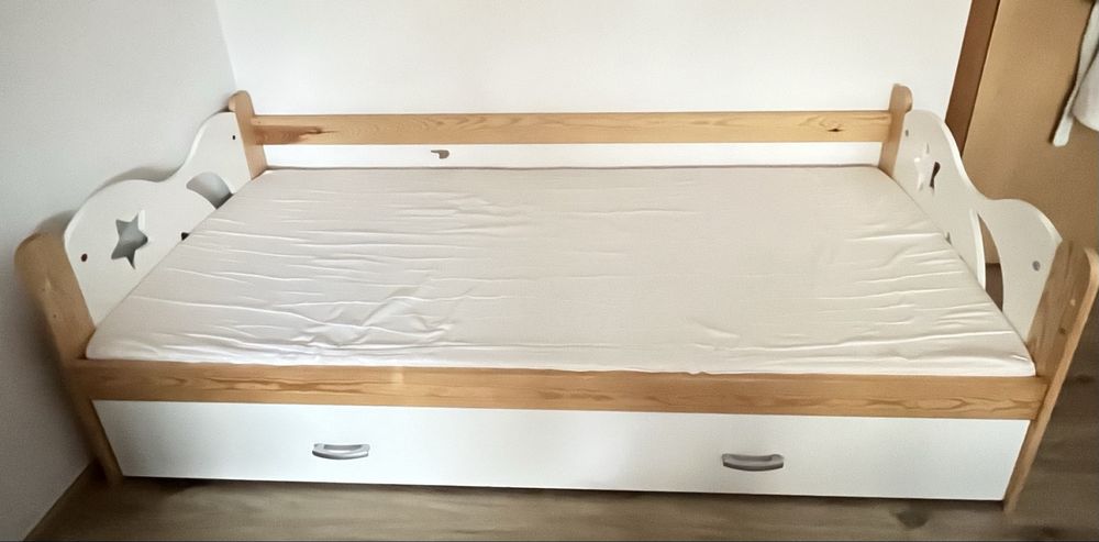 Детско легло с преграда