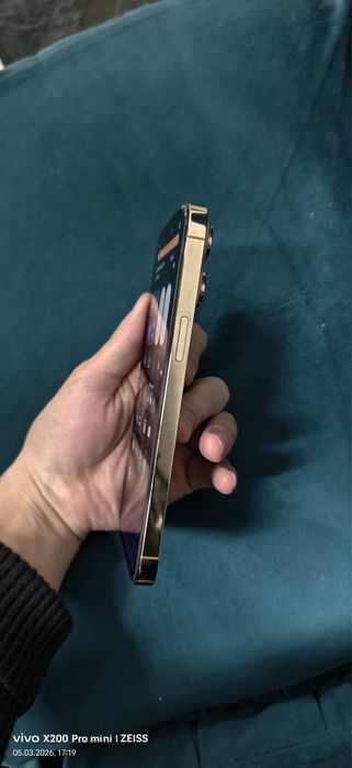 Продаю 14 про макс ,срочно