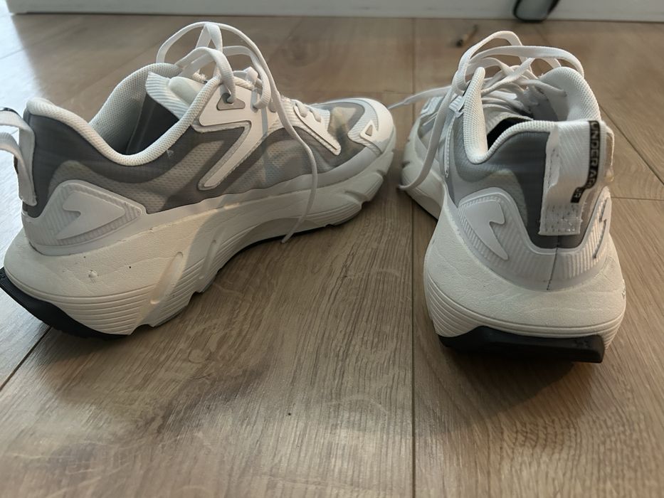 Маратонки Under Armour