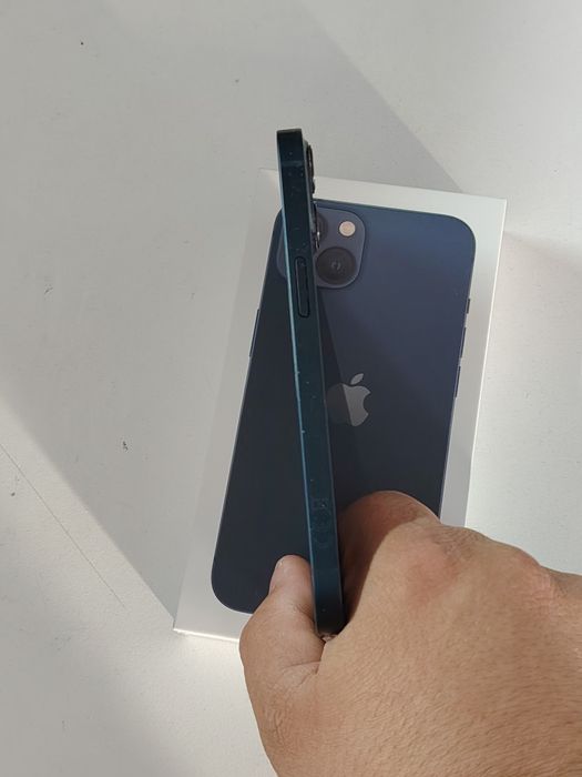 Iphone 13  Negru
