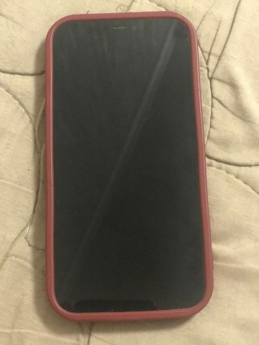 Продам iPhone 12