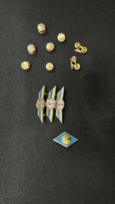 Военный нашивки и значки