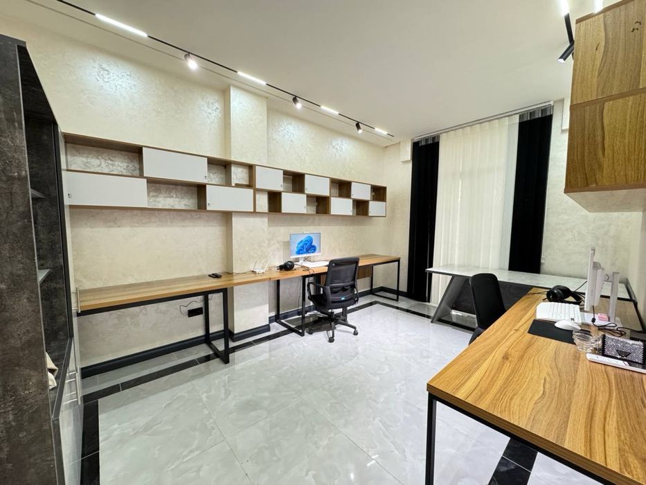 Яккасарай/Ш.Руставели - Сдается в аренду Евро офис вдоль дороги 100м2