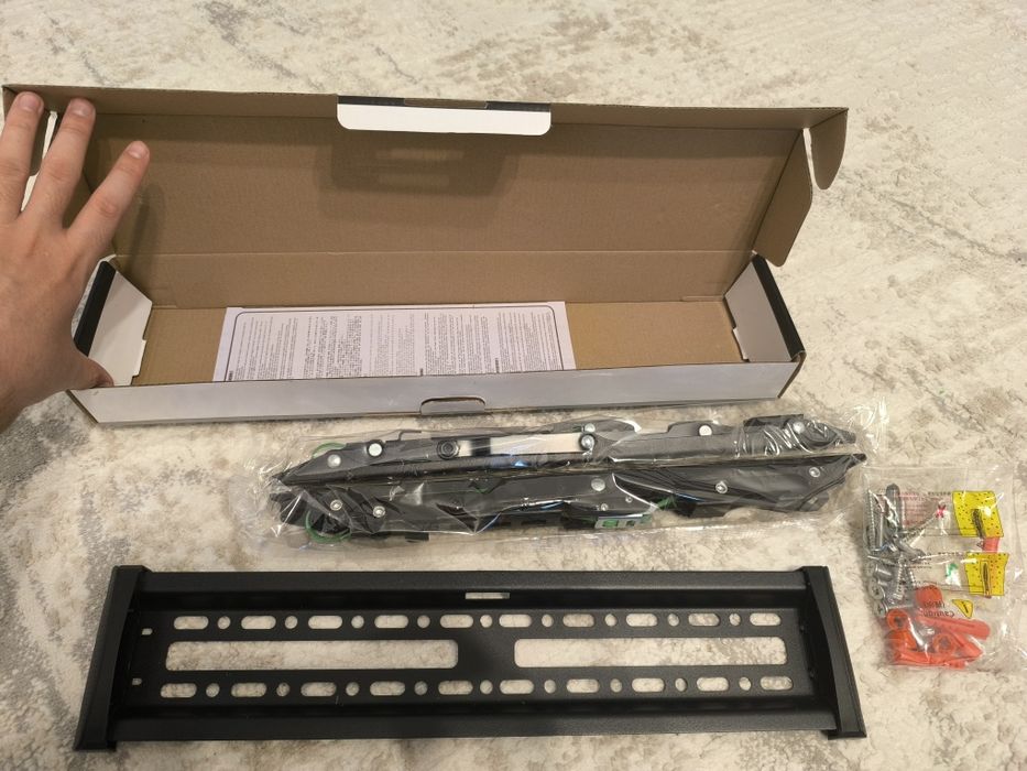 C2-T flat panel tilt mount (кронштейн для телевизора)