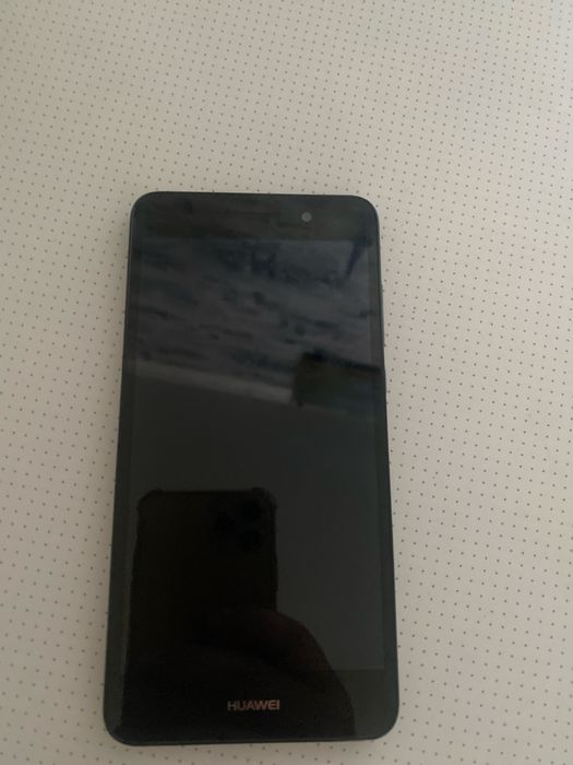 Продам телефон хуавей