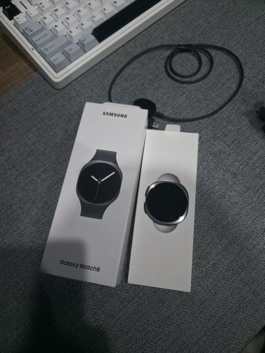 Продаются Samsung Galaxy Watch 8