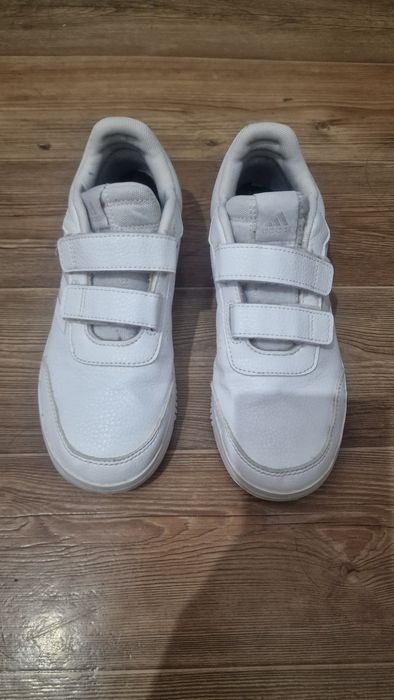 Кроссовки экокожа. Вьетнам.