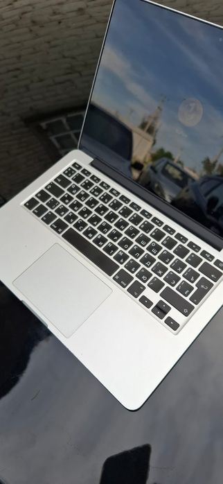 MacBook Pro (Retina, 13-inch, Mid 2014),

модель А1502 / EMC 2875
