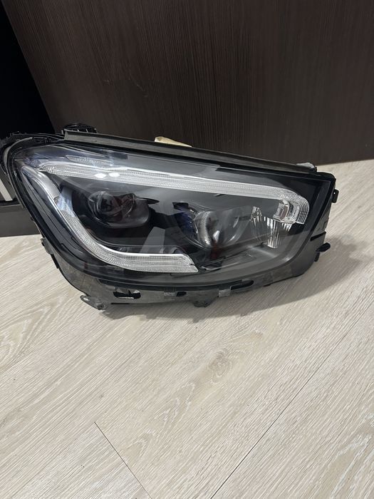 Far dreapta multibeam GLC C253/X253 2019/2022