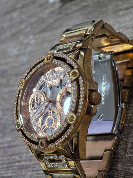 Дамски часовник Guess