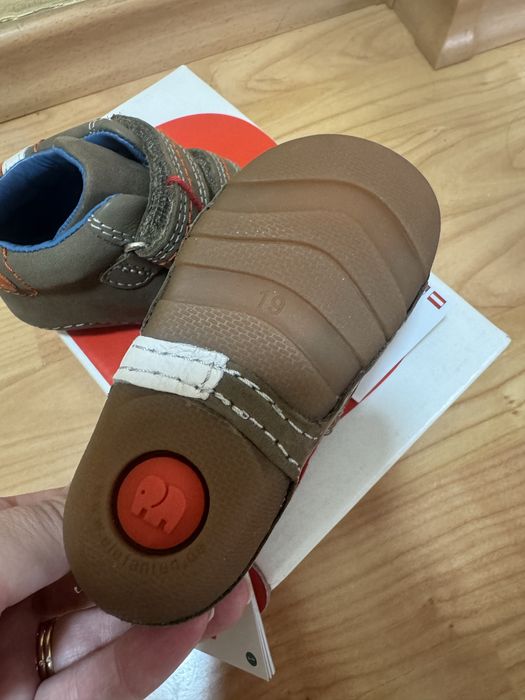 Papucii Elefanten Noi 19