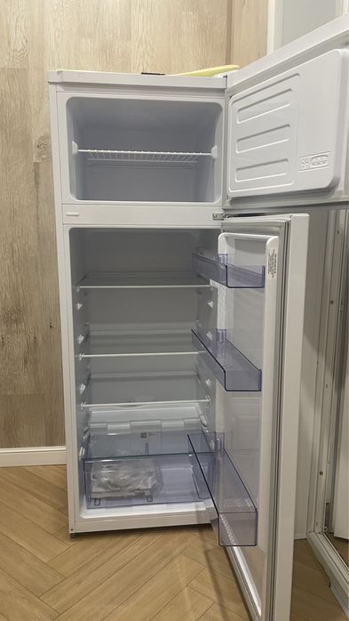 Двухкамерный холодильник BEKO