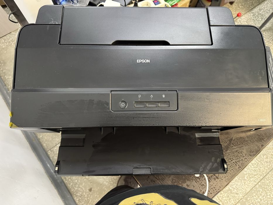 Принтер Epson l 1800