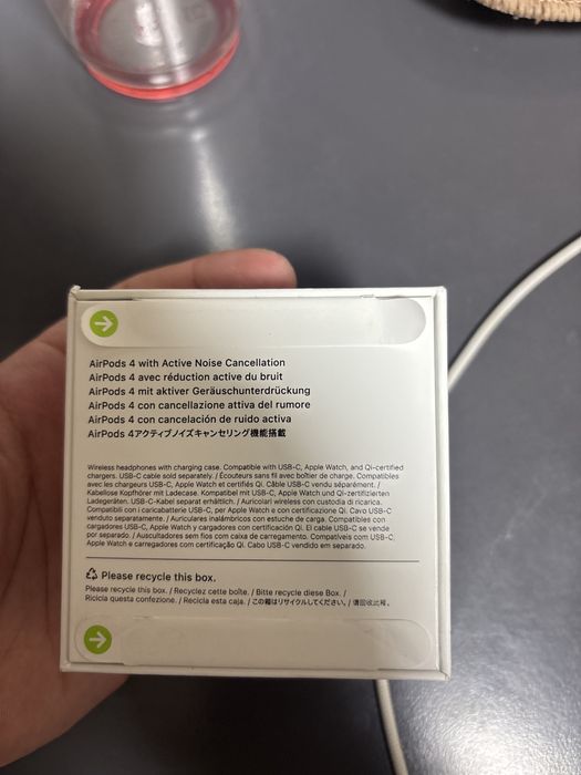 Airpods 4 Active Noise Cancellation