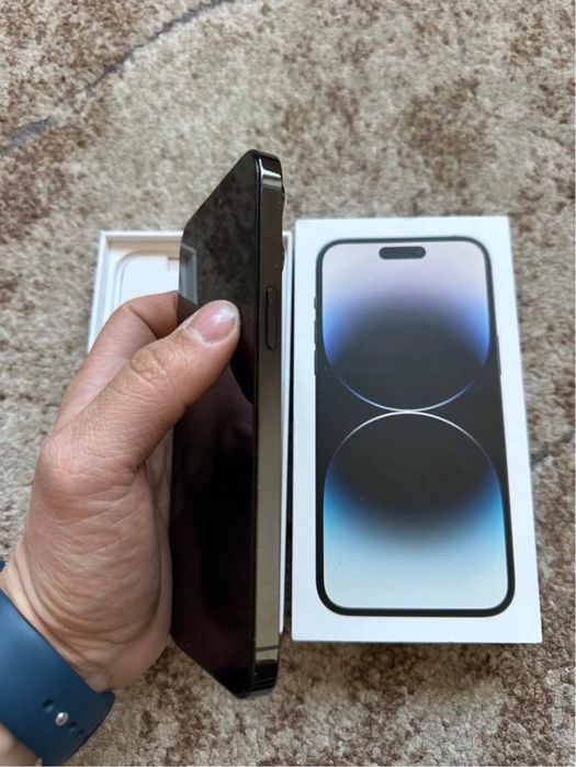 iPhone 14 Pro Max Grey, la cutie cu accessorii