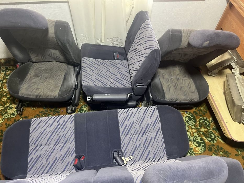 Сиденья на Прадо 90