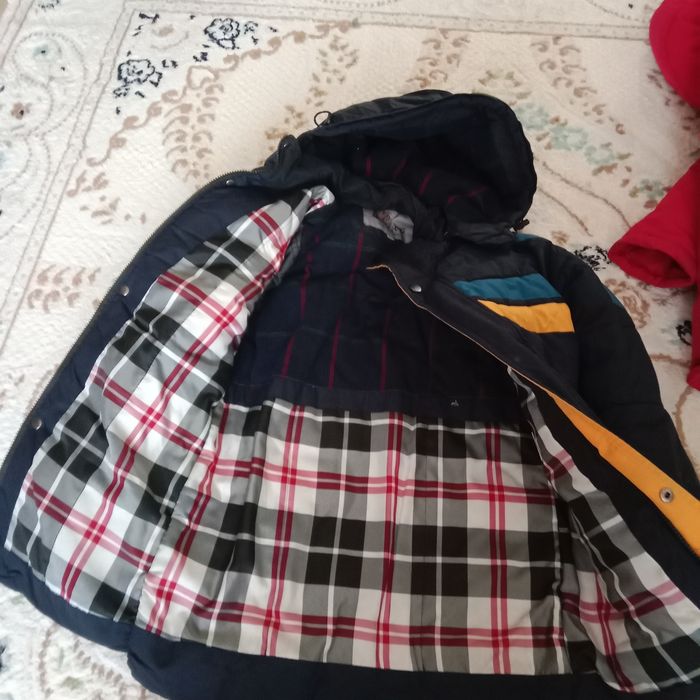 Пуховик детский на рост 134см.