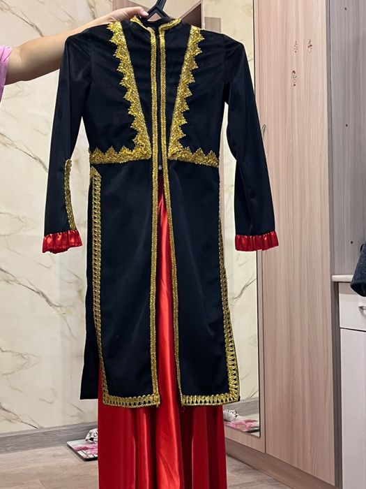 Продам костюм Уйгурская