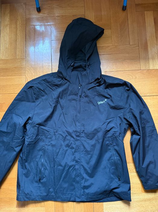 Gelert чисто ново яке