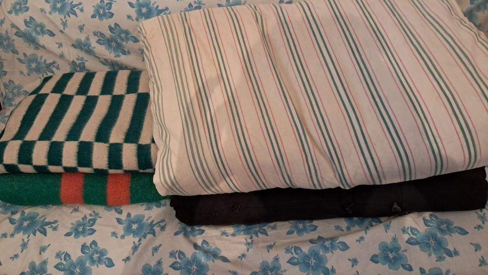 Продам ватные матрасы и одеяла