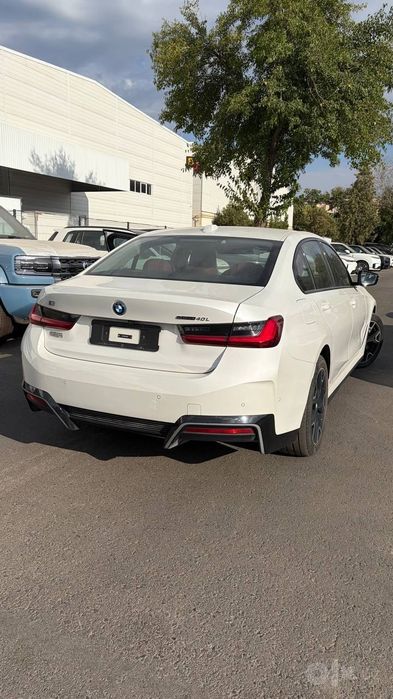 Продается автомобиль BMW i3 40L