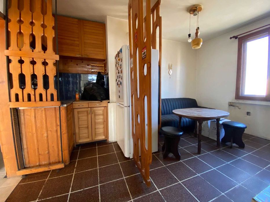 59 кв.м ЕПК, възможни 2 спални - гр. Габрово, ул. Свищовска