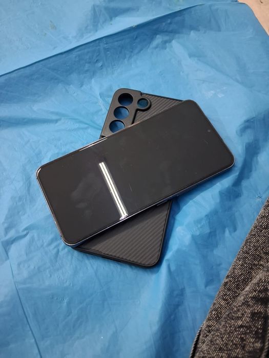 Samsung s22 в хорошем состоянии