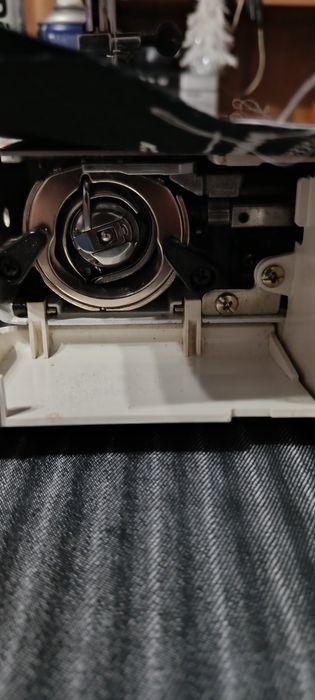 Mașina cusut Privileg