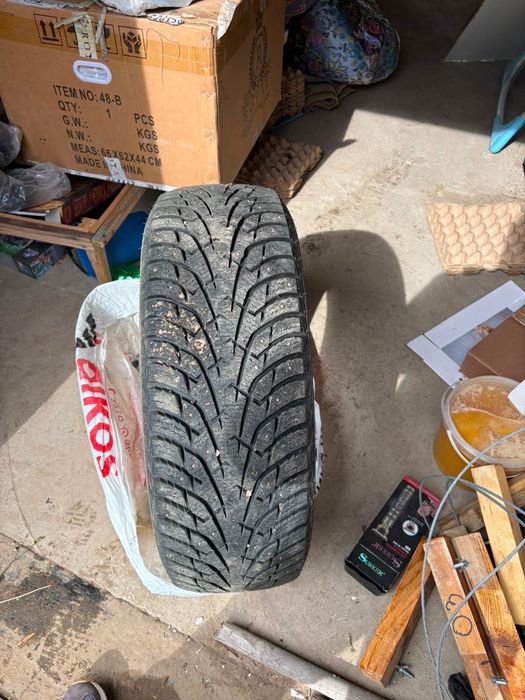Продам шины Maxxis 18