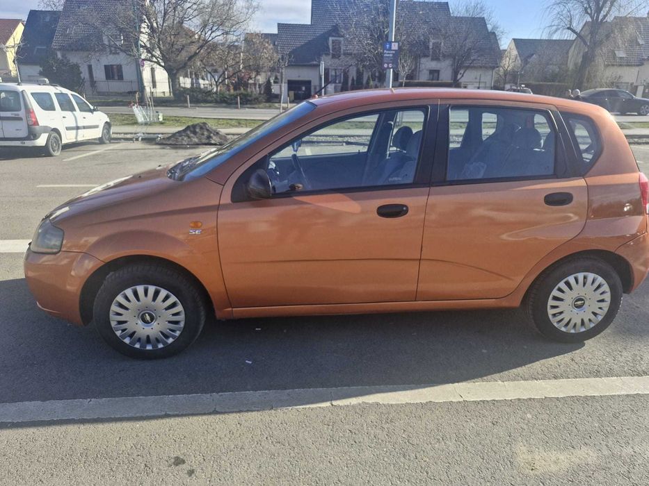 Vand Chevrolet Kalos an 2005 1.2 benzina