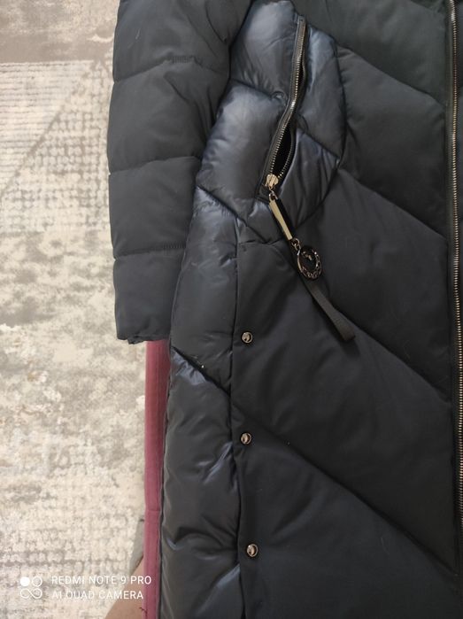 Зимний женский пуховик