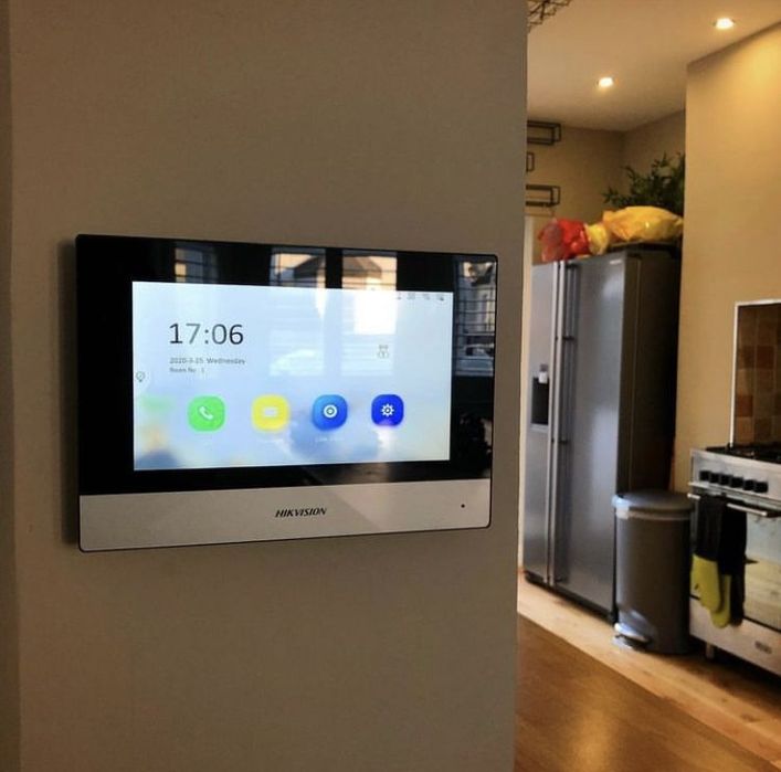 Ремонт установка проектора, систем видеонаблюдения и домофонов