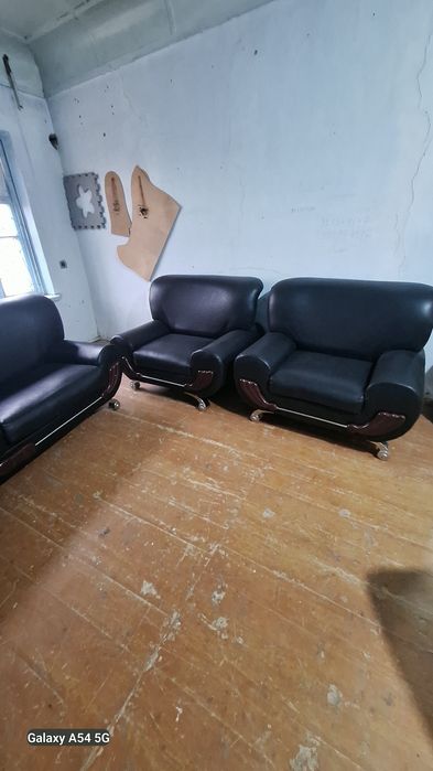 Продаеться мяхкая мебель