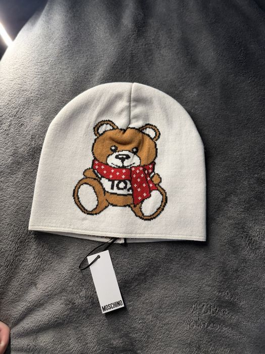 Moschino Teddy caciula alba dama marime OS noua originala