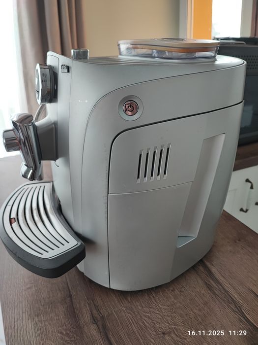 Кафе машина SAECO