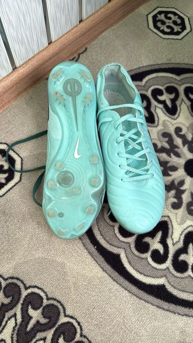Nike tiempo legend 10 41-42