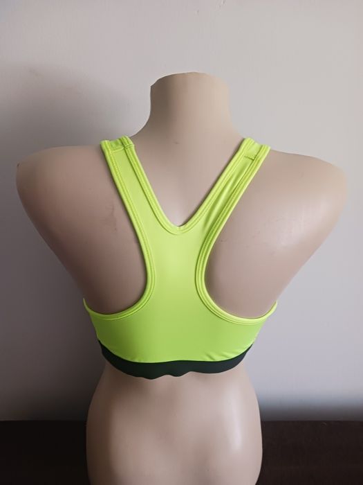 Burtiera Nike dry-fit mărimea m