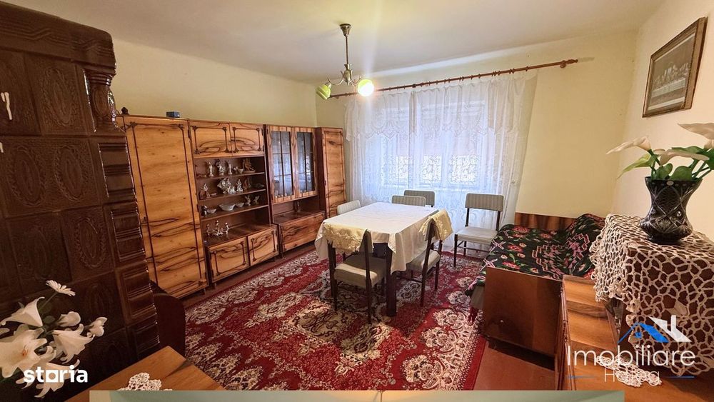 Casa 6 camere – Salasu de Sus | Suprafata generoasa | Anexe incluse